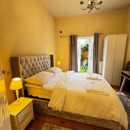 Entire 1Bed Stratford Westfield Apartment London Bagian luar foto