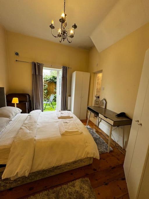 Entire 1Bed Stratford Westfield Apartment London Bagian luar foto