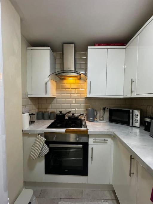 Entire 1Bed Stratford Westfield Apartment London Bagian luar foto