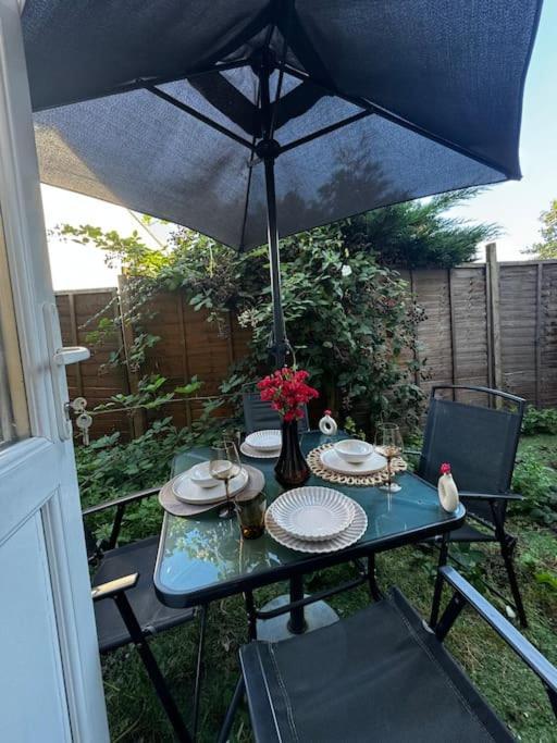 Entire 1Bed Stratford Westfield Apartment London Bagian luar foto