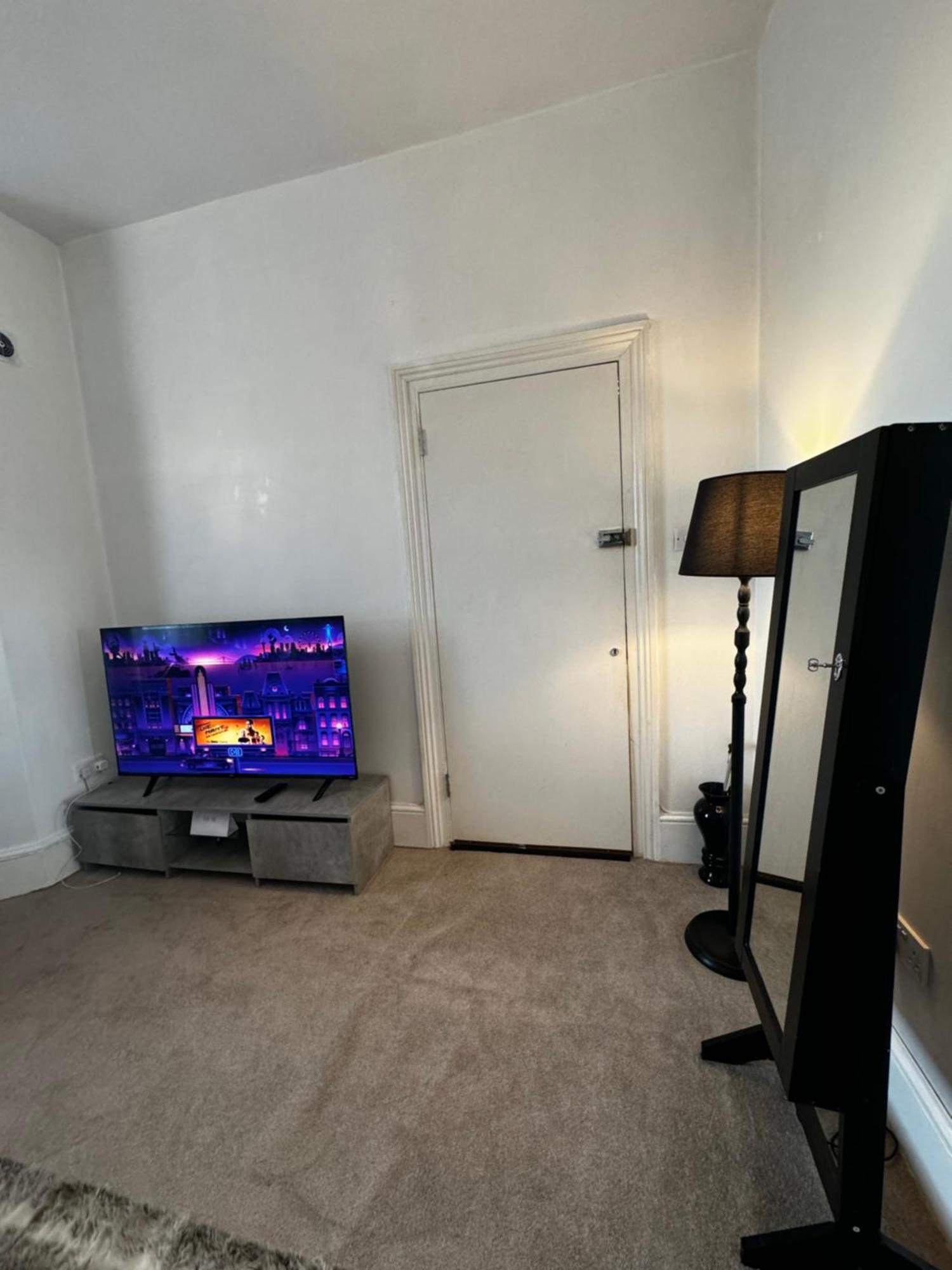 Entire 1Bed Stratford Westfield Apartment London Bagian luar foto