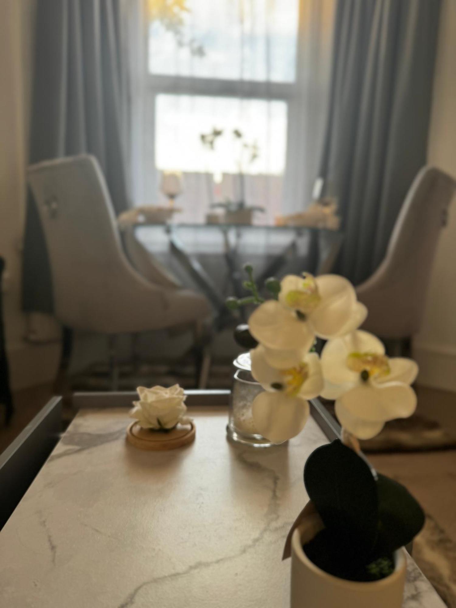 Entire 1Bed Stratford Westfield Apartment London Bagian luar foto